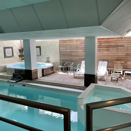 公寓 Le - Piscine - Pour 4 Personnes Mae-5003